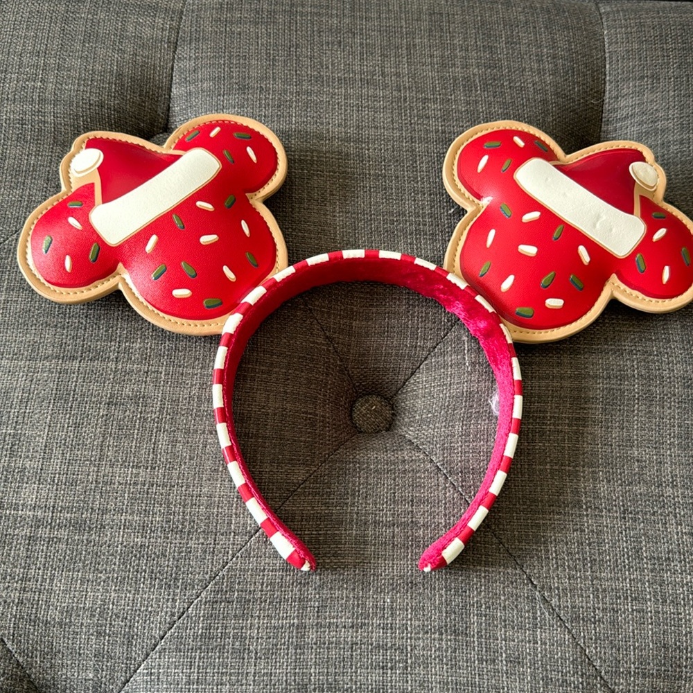 Mickey Santa cookies ears